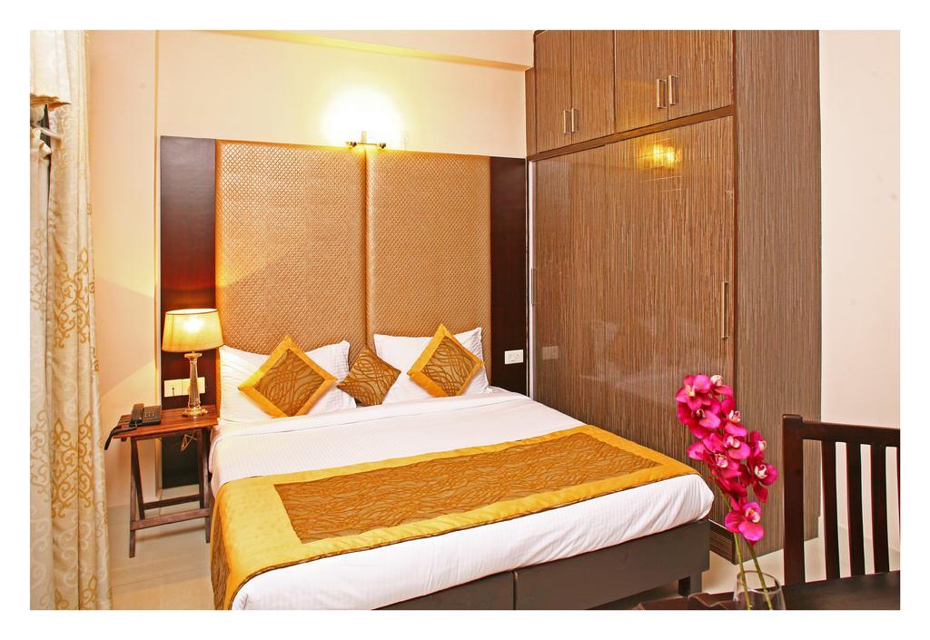 Evergreen 2Bhk Service Apartment Vasant Kunj Fortis Ilbs Нью-Дели Экстерьер фото
