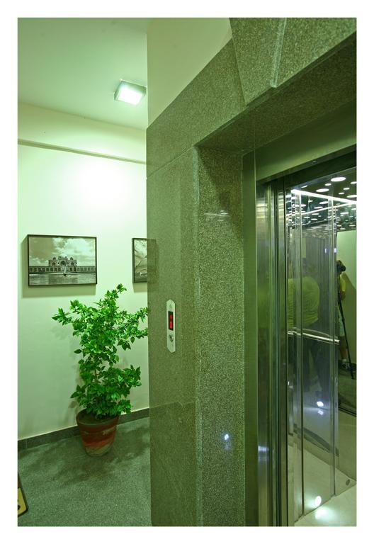 Evergreen 2Bhk Service Apartment Vasant Kunj Fortis Ilbs Нью-Дели Экстерьер фото